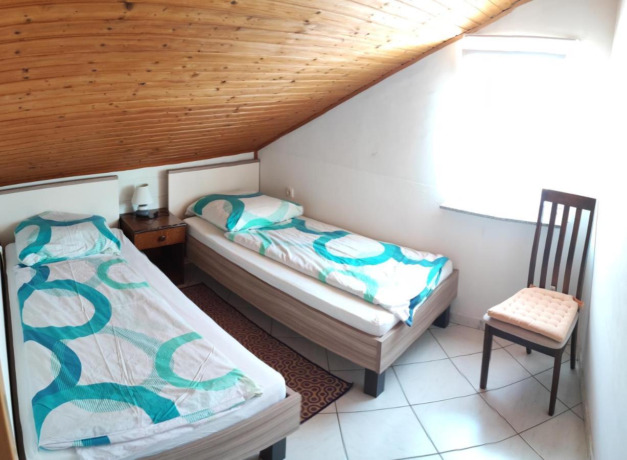 Apartmani Sabira Novi Vinodolski Exterior photo